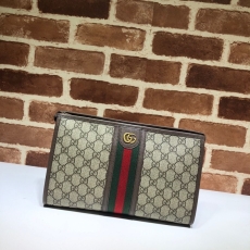 Gucci Clutch Bags